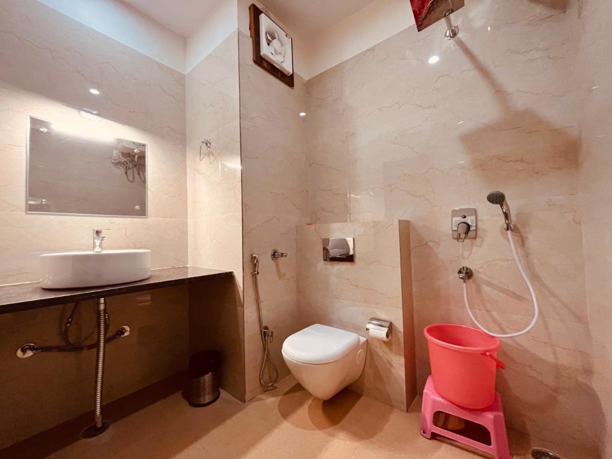 Gange Blossam Resort, ハリドワール エクステリア 写真